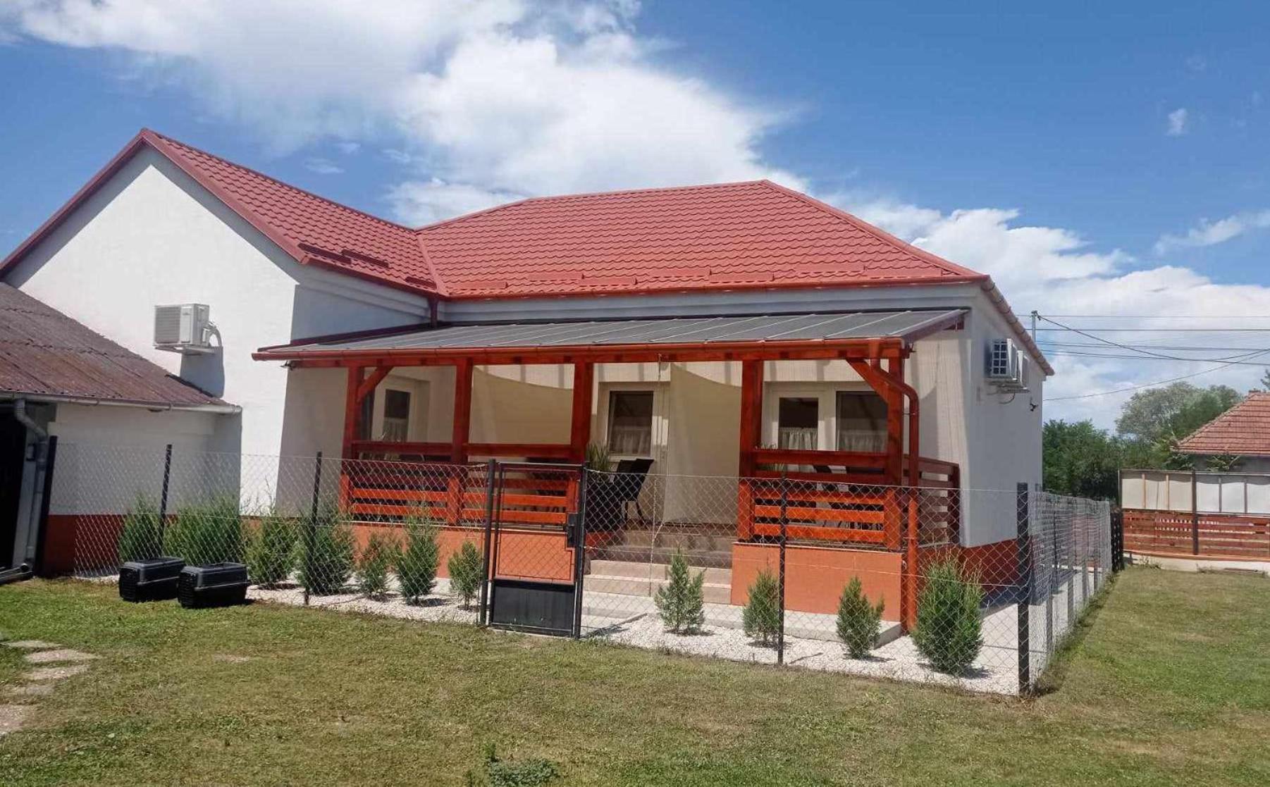 Mini Zoo Apartman Nagykanizsa Exterior photo